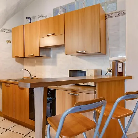 Trilocale Borgo Castello * Loano