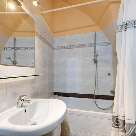 Διαμέρισμα Trilocale Borgo Castello *